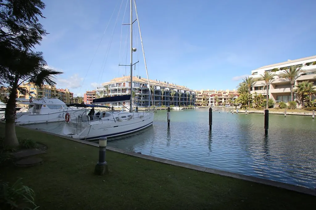 Jungla Del Loro Hotel Sotogrande