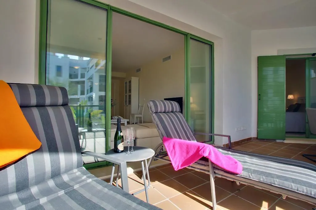 Jungla Del Loro Hotel Sotogrande Apartment